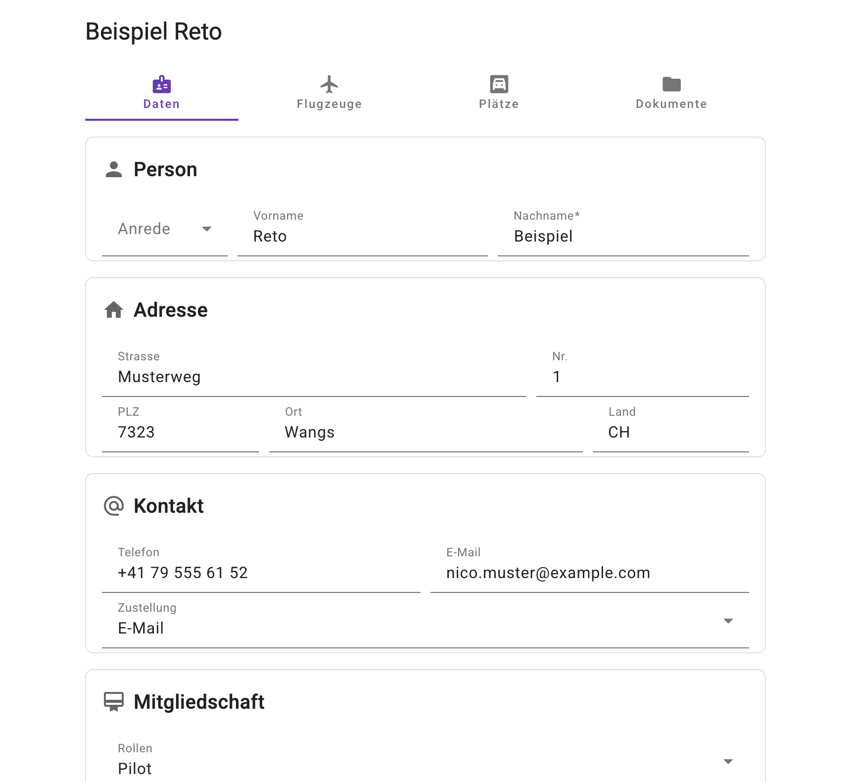 Eine Adresse im Detail mit den Reitern Flugzeuge, Plätze und Dokumente