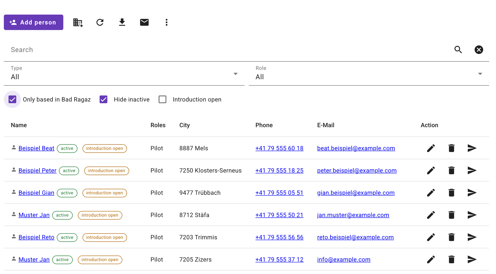 Address list with filters by role, town and based aircraft